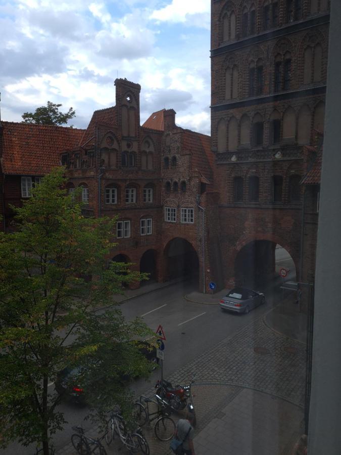 لوبيك Altstadthotel Zum Goldenen Anker المظهر الخارجي الصورة